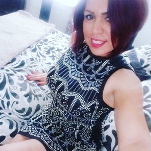 Meet your Posher, Nelida